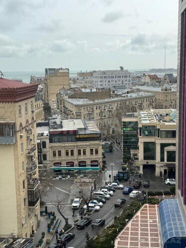 Сдаётся 4-комн. новостройка 250 м², м. Сахил, photo 9 from 26