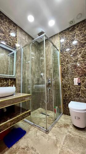 Продаётся 2-комн. новостройка 105 м², м. Кара Караев, photo 11 from 15