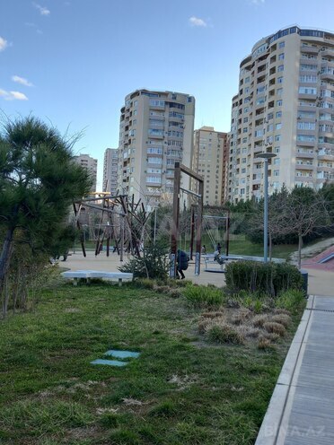 Сдаётся 2-комн. новостройка 70 м², м. Ичеришехер, photo 3 from 13