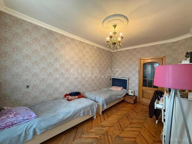 Продаётся 4-комн. вторичка 110 м², м. Халглар Достлугу, photo 13 from 22
