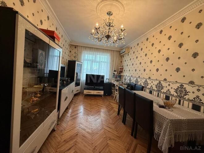Продаётся 4-комн. вторичка 110 м², м. Халглар Достлугу, photo 3 from 22