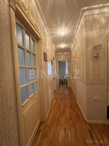 Satılır 3 otaqlı köhnə tikili 75 m², Qara Qarayev m., photo 3 from 9
