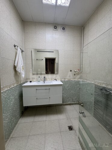 Satılır 3 otaqlı köhnə tikili 75 m², Qara Qarayev m., photo 8 from 9