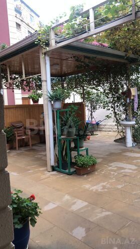 Satılır 7 otaqlı həyət evi/bağ evi 280 m², Badamdar q., photo 6 from 15