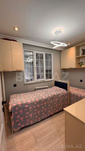 Продаётся 3-комн. вторичка 65 м², Хатаинский р., photo 18 from 27