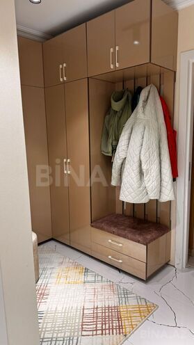 Продаётся 3-комн. вторичка 65 м², Хатаинский р., photo 9 from 27