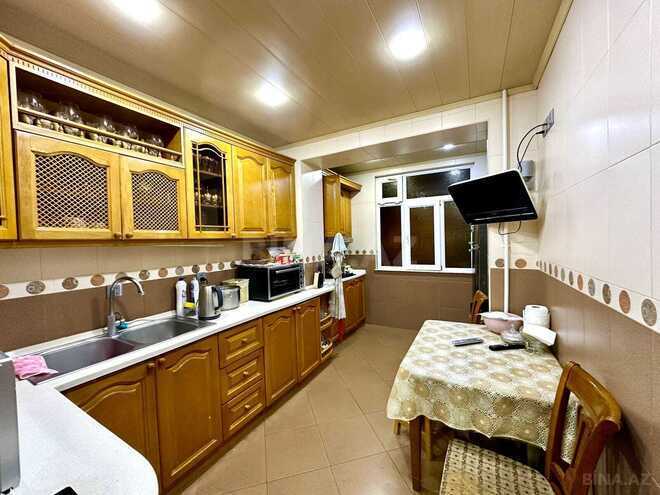 Satılır 3 otaqlı köhnə tikili 85 m², Qara Qarayev m., photo 15 from 20