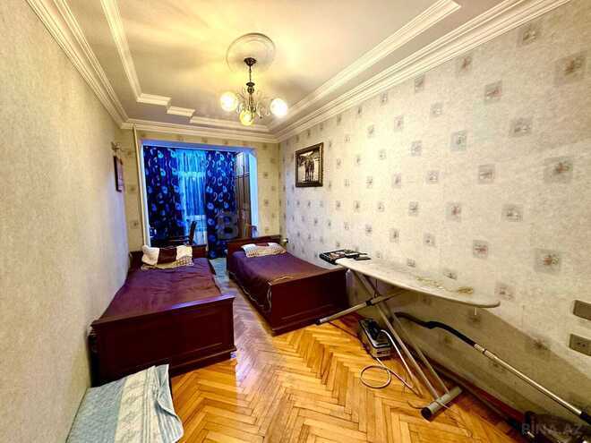 Satılır 3 otaqlı köhnə tikili 85 m², Qara Qarayev m., photo 11 from 20