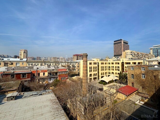Продаётся 3-комн. вторичка 80 м², м. Сахил, photo 23 from 31