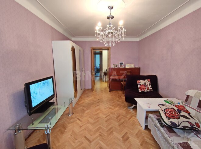 Satılır 3 otaqlı köhnə tikili 75 m², Sahil m., photo 19 from 28