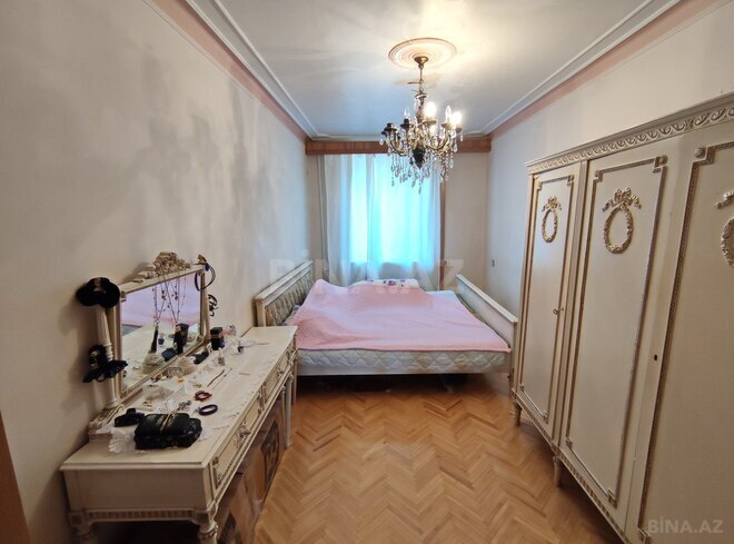 Satılır 3 otaqlı köhnə tikili 75 m², Sahil m., photo 12 from 28