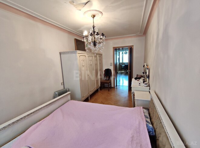 Satılır 3 otaqlı köhnə tikili 75 m², Sahil m., photo 15 from 28