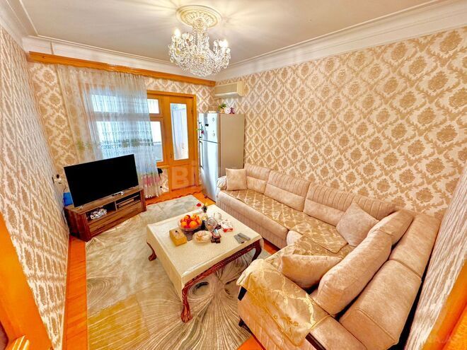 Продаётся 5-комн. вторичка 120 м², м. Кара Караев, photo 4 from 18