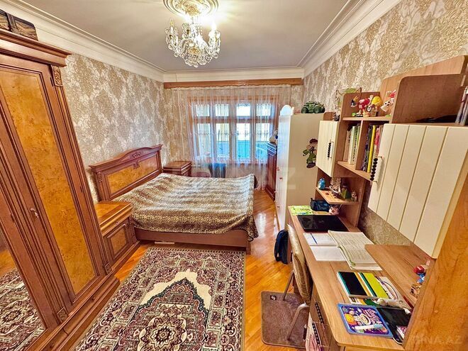 Продаётся 5-комн. вторичка 120 м², м. Кара Караев, photo 8 from 18
