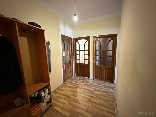 Satılır 3 otaqlı köhnə tikili 85 m², Massiv D q., photo 1 from 11