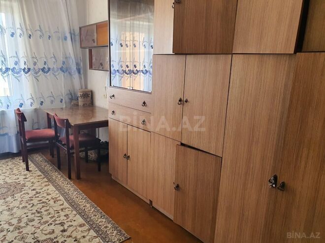 Satılır 4 otaqlı köhnə tikili 110 m², İnşaatçılar m., photo 9 from 21