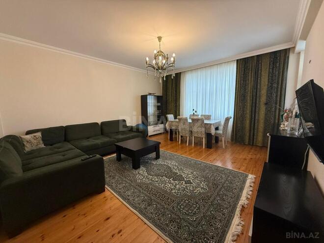 Продаётся 2-комн. новостройка 86 м², м. Нефтчиляр, photo 1 from 18