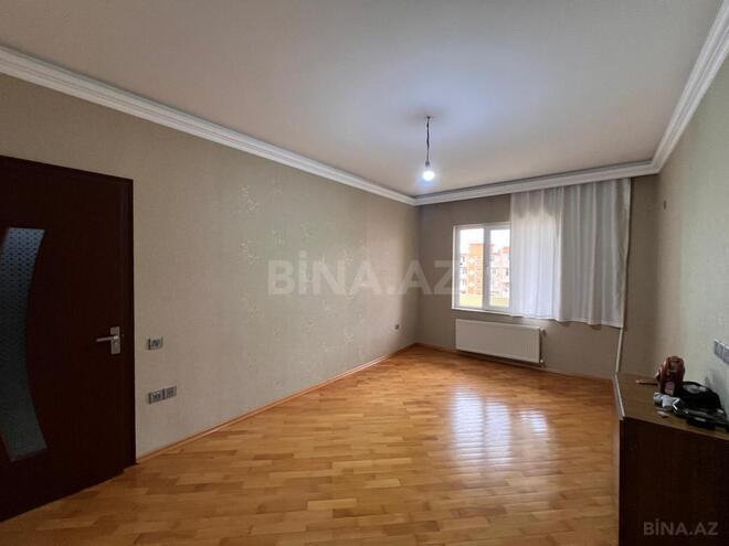 Продаётся 3-комн. вторичка 80 м², Хатаинский р., photo 3 from 14