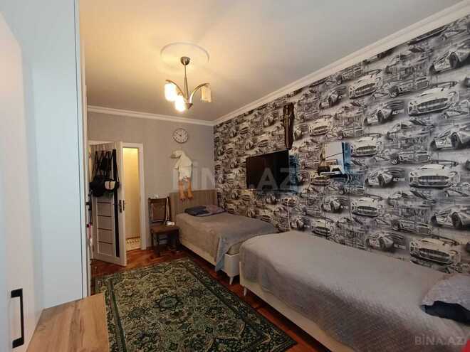 Продаётся 4-комн. вторичка 115 м², м. Кара Караев, photo 11 from 19