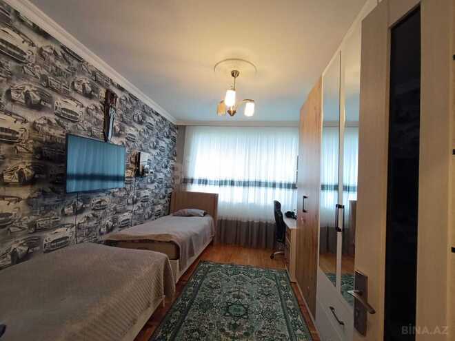 Продаётся 4-комн. вторичка 115 м², м. Кара Караев, photo 9 from 19