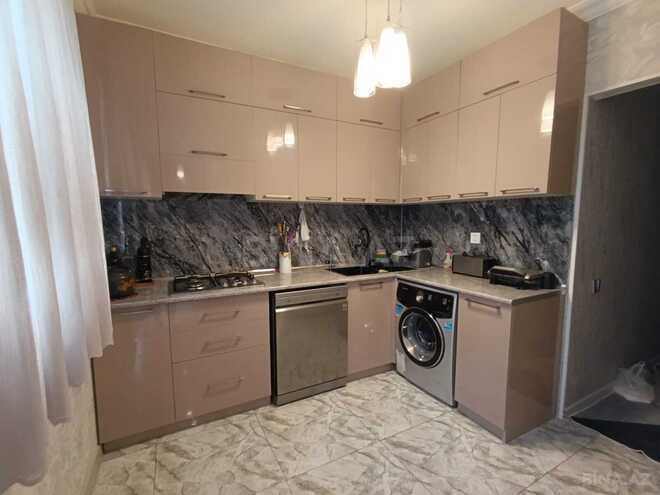 Продаётся 4-комн. вторичка 115 м², м. Кара Караев, photo 7 from 19