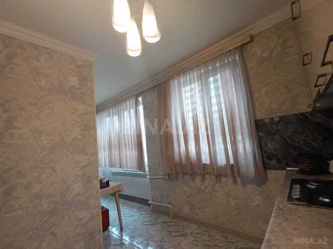 Продаётся 4-комн. вторичка 115 м², м. Кара Караев, photo 15 from 19