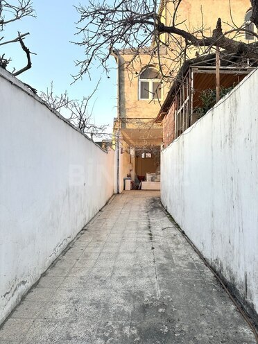 Satılır 12 otaqlı həyət evi/bağ evi 300 m², Nəsimi m., photo 17 from 19