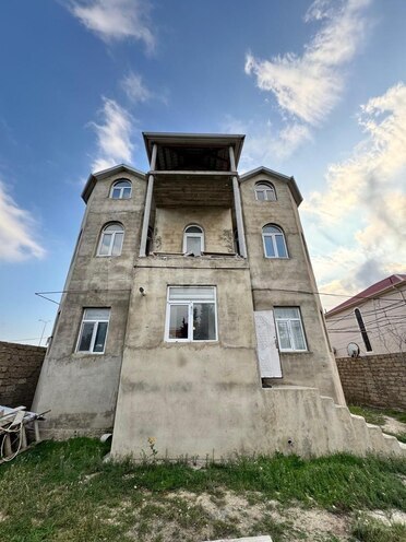 Satılır 8 otaqlı həyət evi/bağ evi 320 m², Qaraçuxur q., photo 3 from 15
