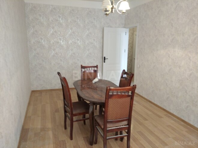 Сдаётся 2-комн. вторичка 60 м², м. Нефтчиляр, photo 3 from 13