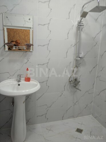 Сдаётся 2-комн. вторичка 60 м², м. Нефтчиляр, photo 11 from 13