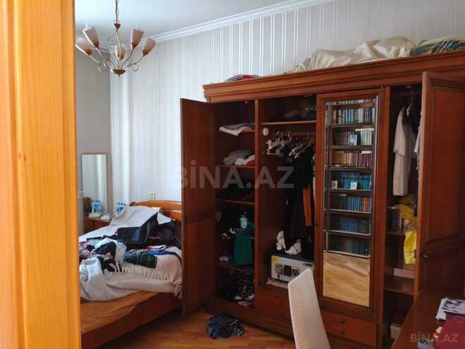 Продаётся 5-комн. вторичка 140 м², м. Нефтчиляр, photo 10 from 12