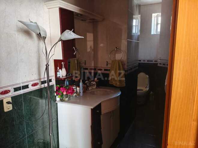 Продаётся 5-комн. вторичка 140 м², м. Нефтчиляр, photo 8 from 12