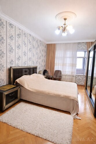 Продаётся 5-комн. вторичка 120 м², Бинагадинский р., photo 6 from 14