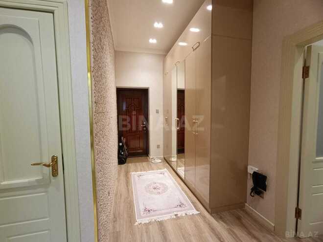 Продаётся 2-комн. новостройка 90 м², м. Низами, photo 1 from 14