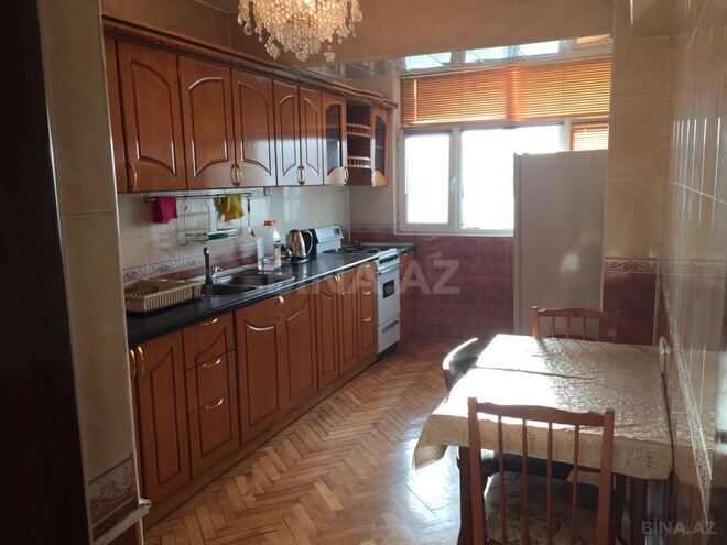 İcarəyə verilir 2 otaqlı köhnə tikili 90 m², 28 May m., photo 6 from 16