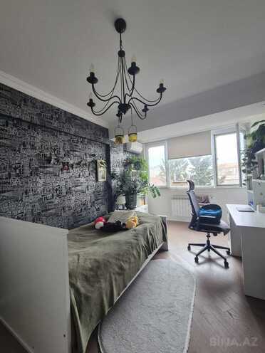 Продаётся 4-комн. вторичка 100 м², м. Элмляр Академиясы, photo 3 from 26