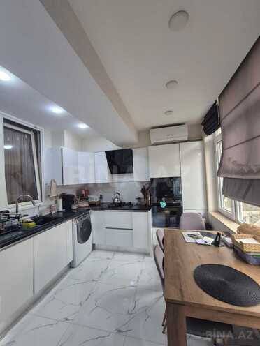 Продаётся 4-комн. вторичка 100 м², м. Элмляр Академиясы, photo 18 from 26