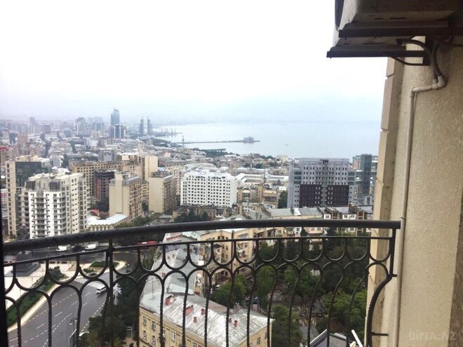 Продаётся 5-комн. новостройка 300 м², м. Элмляр Академиясы, photo 5 from 31