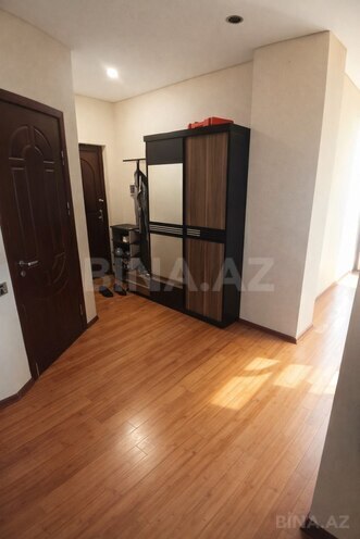 Продаётся 3-комн. новостройка 90 м², м. Кара Караев, photo 7 from 9