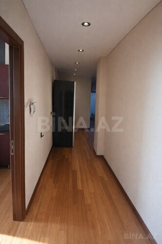Продаётся 3-комн. новостройка 90 м², м. Кара Караев, photo 6 from 9