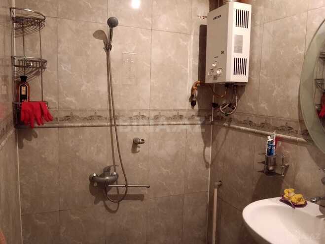 Сдаётся 3-комн. вторичка 86 м², м. Мемар Аджеми, photo 8 from 11