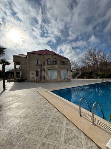 Продаётся 10-комн. дом/дача 750 м², пос. Новханы, photo 3 from 32