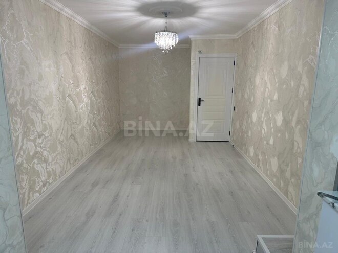 Продаётся 2-комн. вторичка 36 м², м. Нефтчиляр, photo 4 from 13