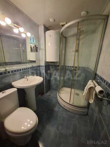 Продаётся 3-комн. вторичка 70 м², м. Низами, photo 18 from 19