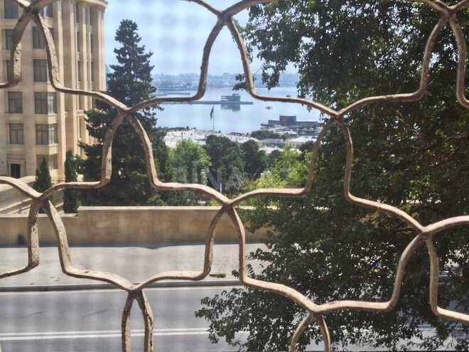 Satılır 2 otaqlı köhnə tikili 47 m², İçəri Şəhər m., photo 28 from 32