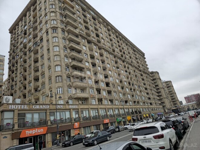 Продаётся 3-комн. новостройка 90 м², м. Нариман Нариманов, photo 14 from 16