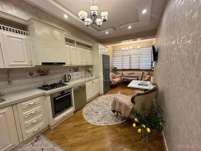 Satılır 4 otaqlı yeni tikili 200 m², 28 May m., photo 14 from 24