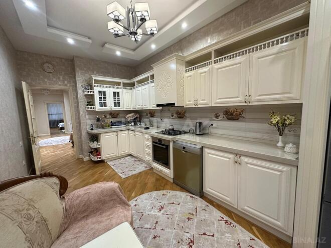 Satılır 4 otaqlı yeni tikili 200 m², 28 May m., photo 16 from 24