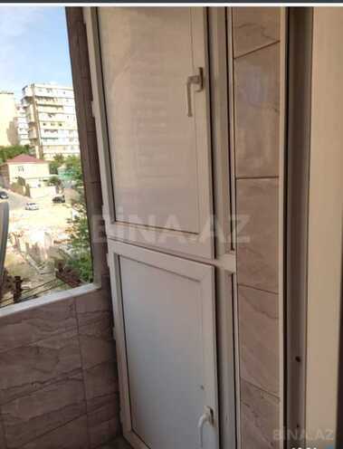 Satılır 4 otaqlı köhnə tikili 110 m², İnşaatçılar m., photo 13 from 19
