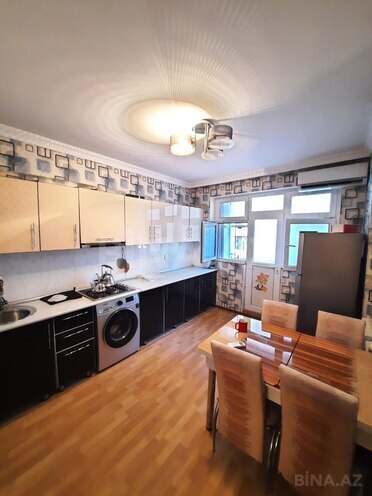 Продаётся 2-комн. вторичка 60 м², м. Ази Асланов, photo 10 from 15